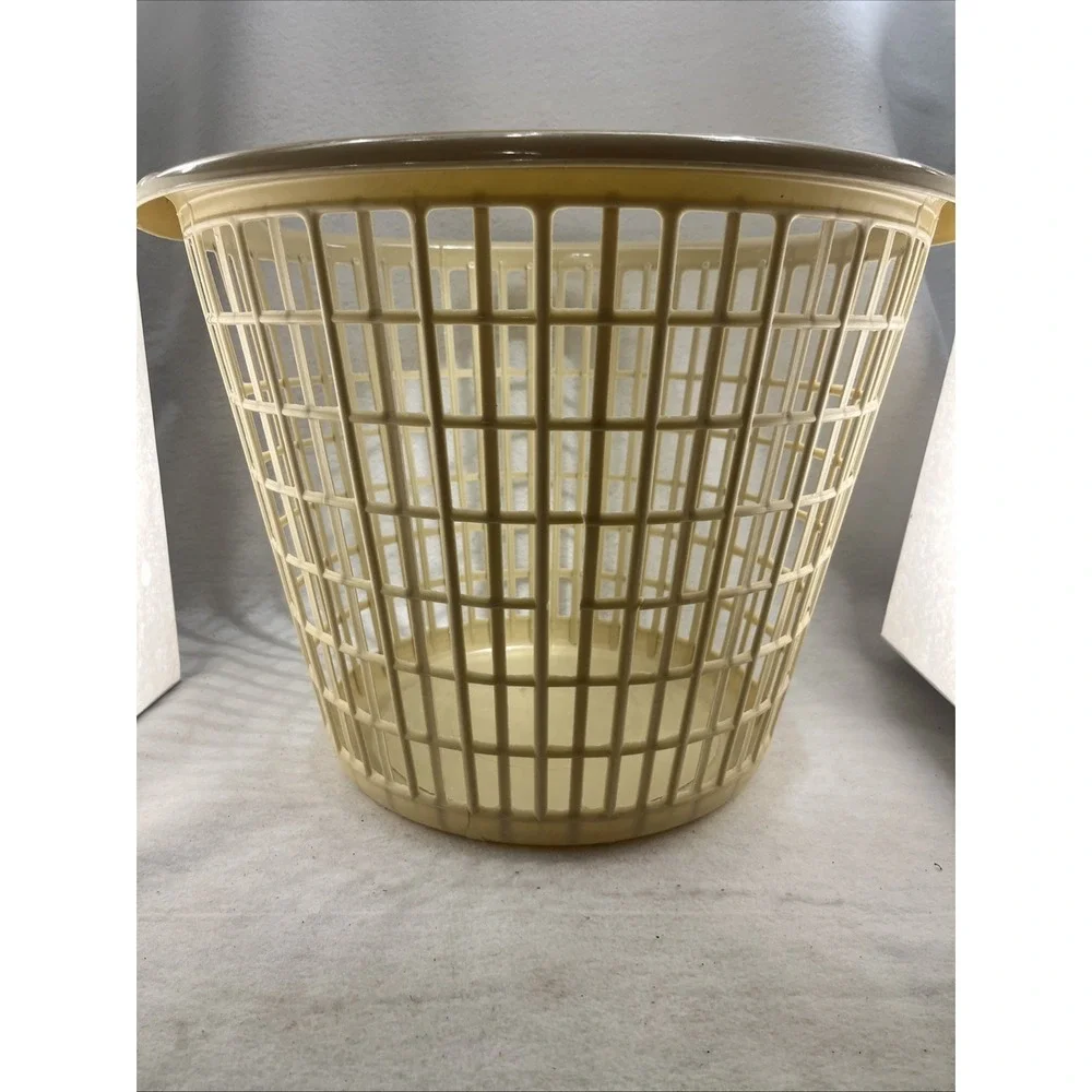 Beige Cage Round Plastic Laundry Basket Retro 1960-70s Vintage, MCM, Grannycore